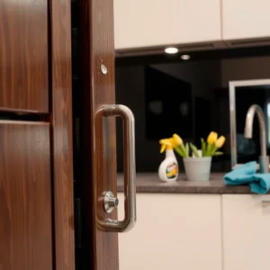 How to Clean Sticky Kitchen Cabinets: Quick, Safe Steps