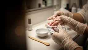 How to Remove Gel Polish Safely: Step-by-Step Method