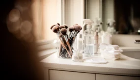 Makeup Hygiene Guide: Clean Tools, Safe Skin, and Best Practices